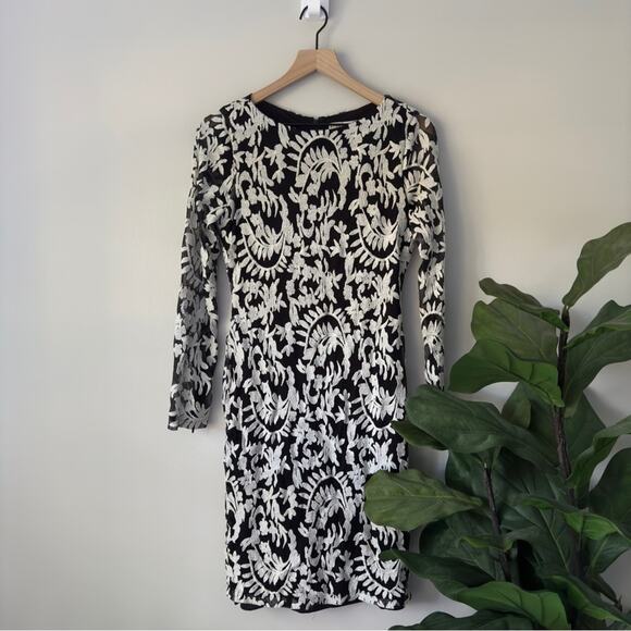 Alice + Olive Mesh Lace Embroidered Long Sleeve Dress Cutout Back Cut Out Zip 10 - Picture 1 of 12
